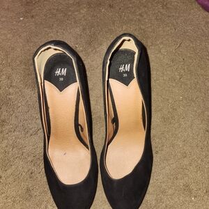 H&M Black Suede-Look Women’s Pumps
